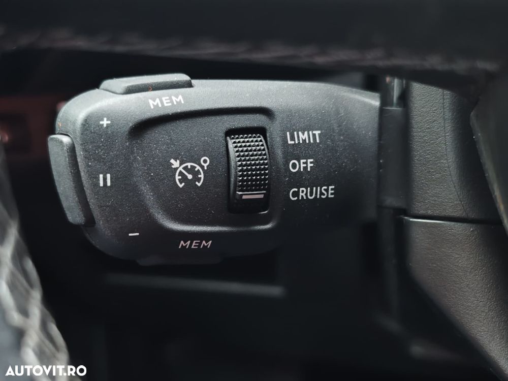 DS Automobiles DS 7 Crossback ver-1-6-t--gdi-hev-6at-4x2-business-line - 20