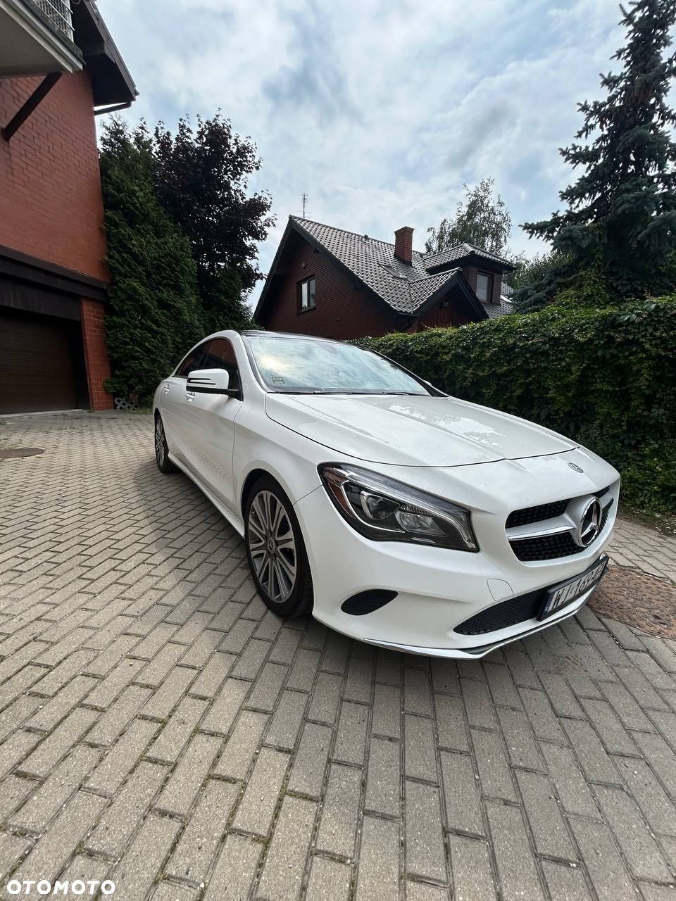 Mercedes-Benz CLA - 1