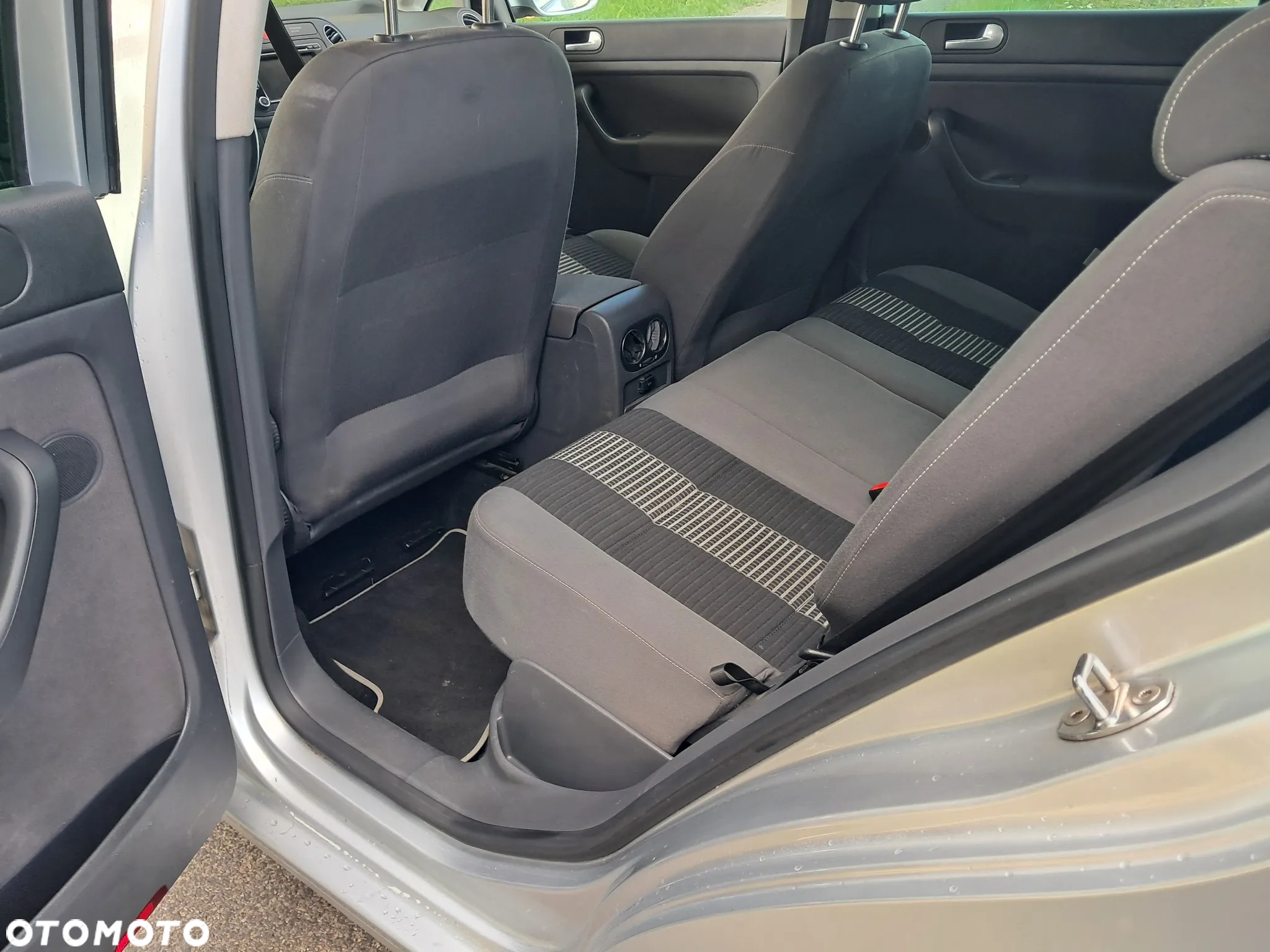 Volkswagen Golf Plus 2.0 TDI DPF United - 28