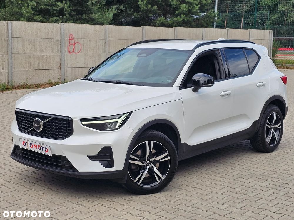 Volvo XC 40 T5 AWD Geartronic Momentum Pro - 3