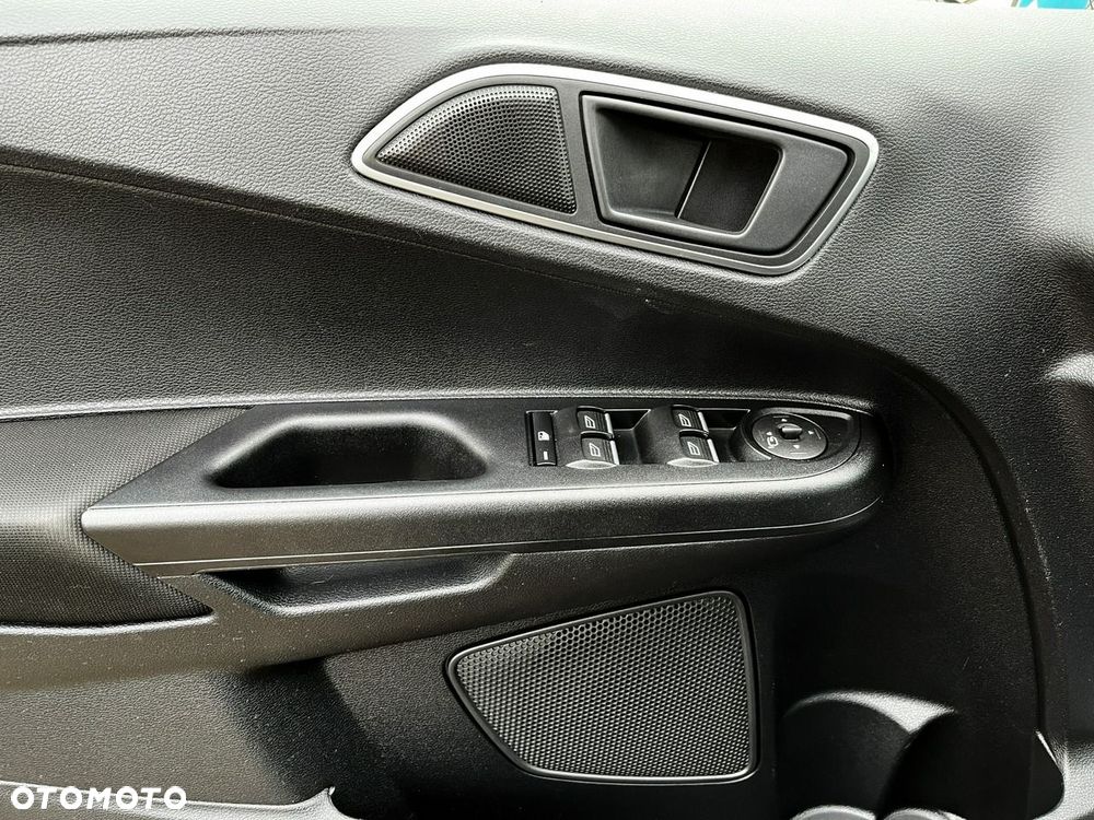 Ford B-MAX - 28