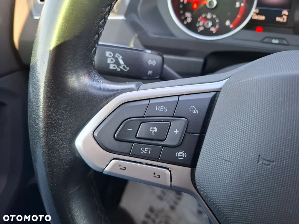 Volkswagen Tiguan 2.0 TDI SCR Life - 17