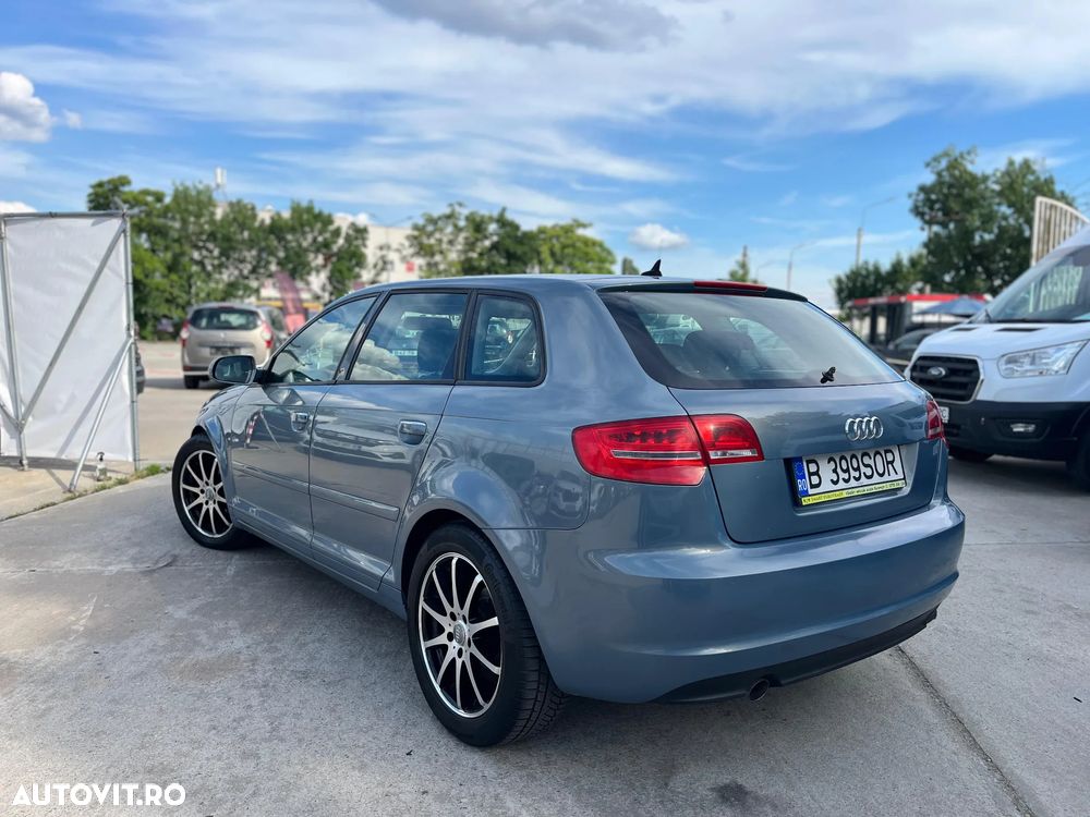 Audi A3 1.6 TDI Ambiente - 3