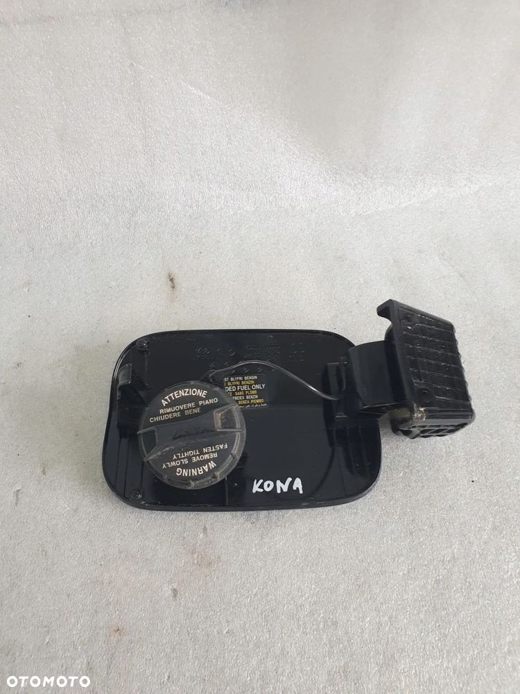 KLAPKA KOREK WLEWU PALIWA HYUNDAI KONA 1.0 T-GDI - 5