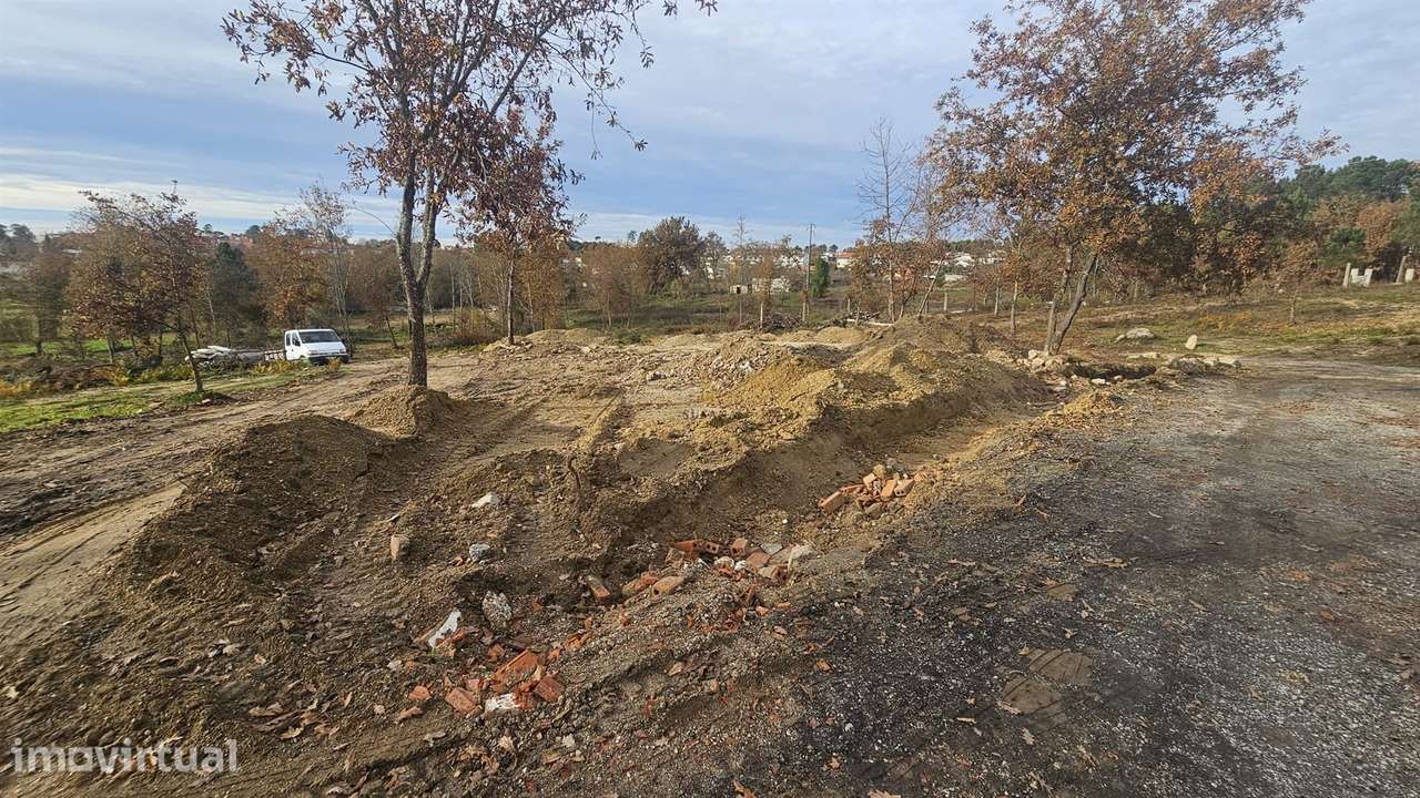 Terreno Para Construção  Venda em Rio de Loba,Viseu - Grande imagem: 3/8