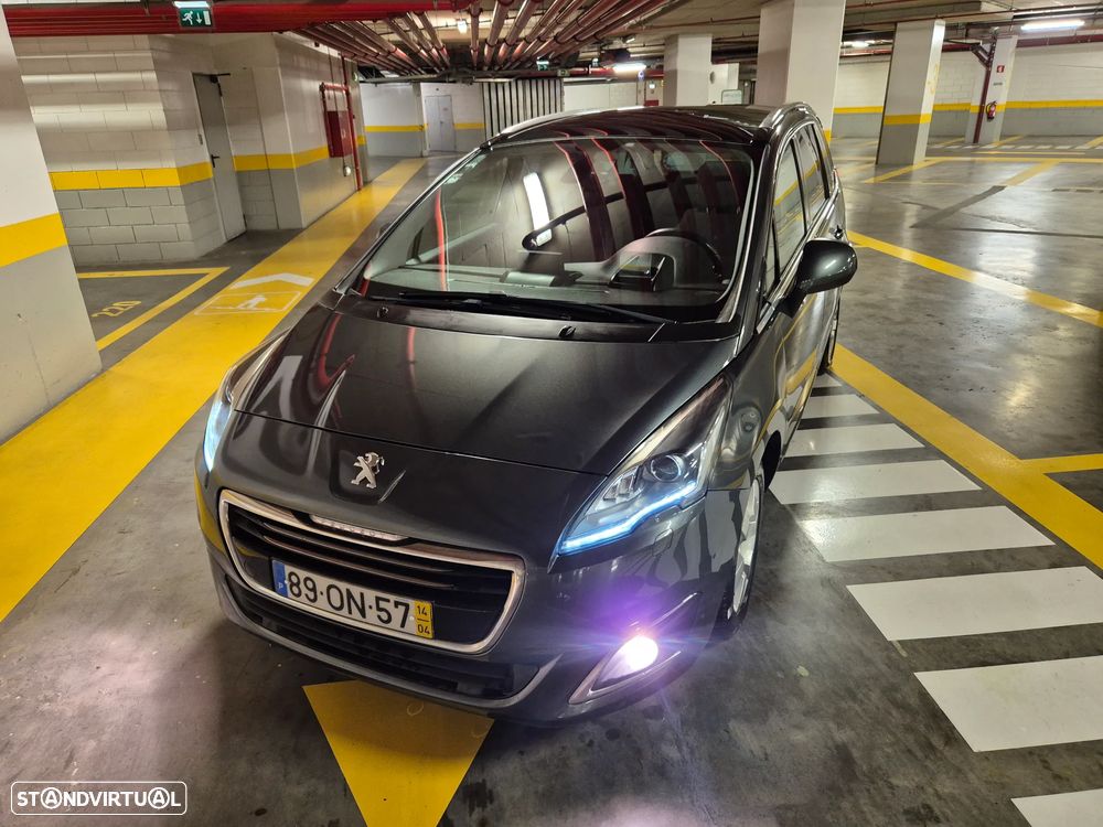 Peugeot 5008 1.6 E-HDi Allure 2-Tronic - 4