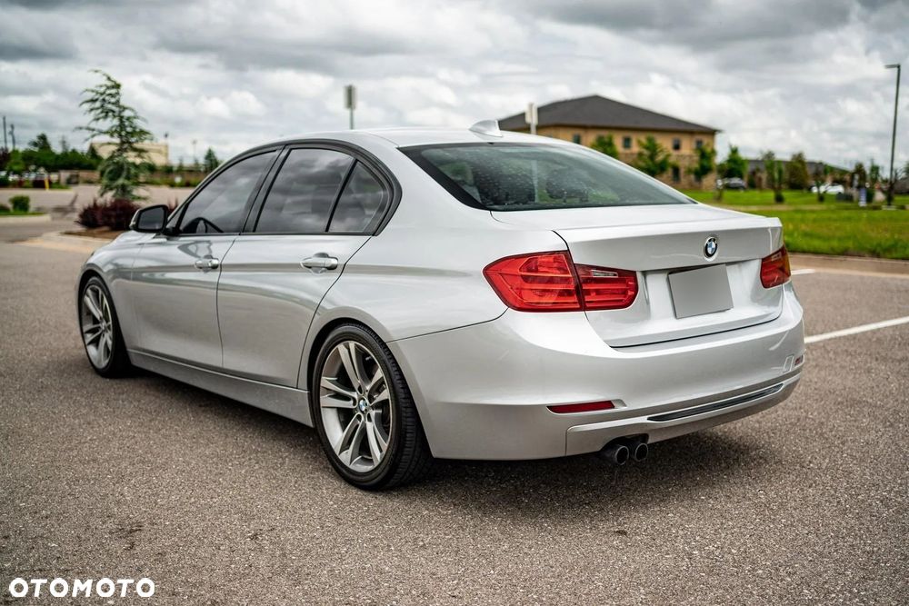 BMW Seria 3 330i Sport Line Shadow - 8