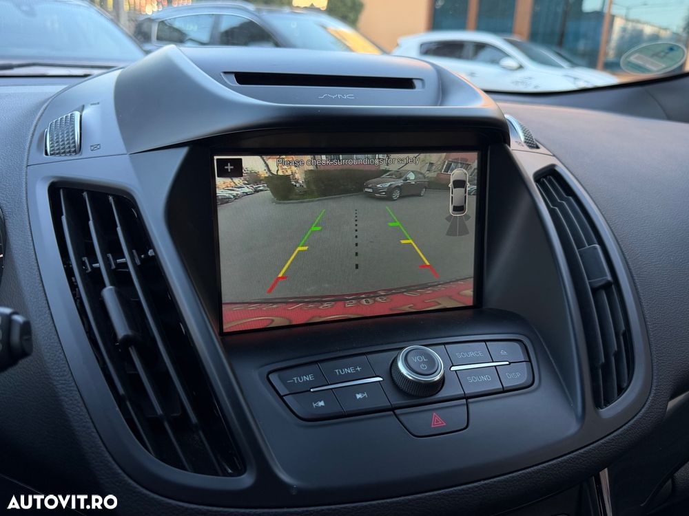 Ford Kuga 2.0 TDCi 4x4 Aut. ST-Line - 14