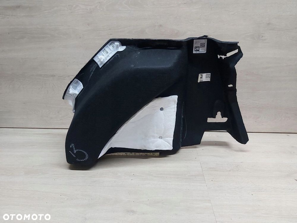 TOYOTA Corolla E21 boczek bagażnika HB prawy tył 64730-02291 - 4