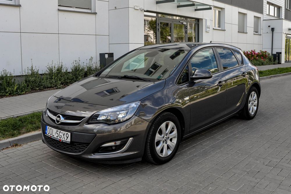 Opel Astra - 1