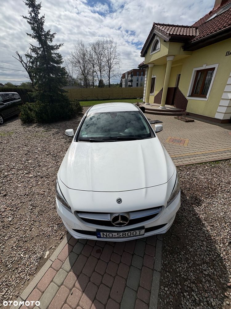 Mercedes-Benz CLA - 21