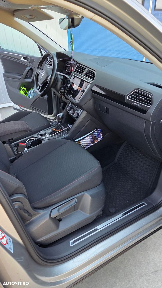 Volkswagen Tiguan 2.0 TDI DSG 4Mot Highline - 10