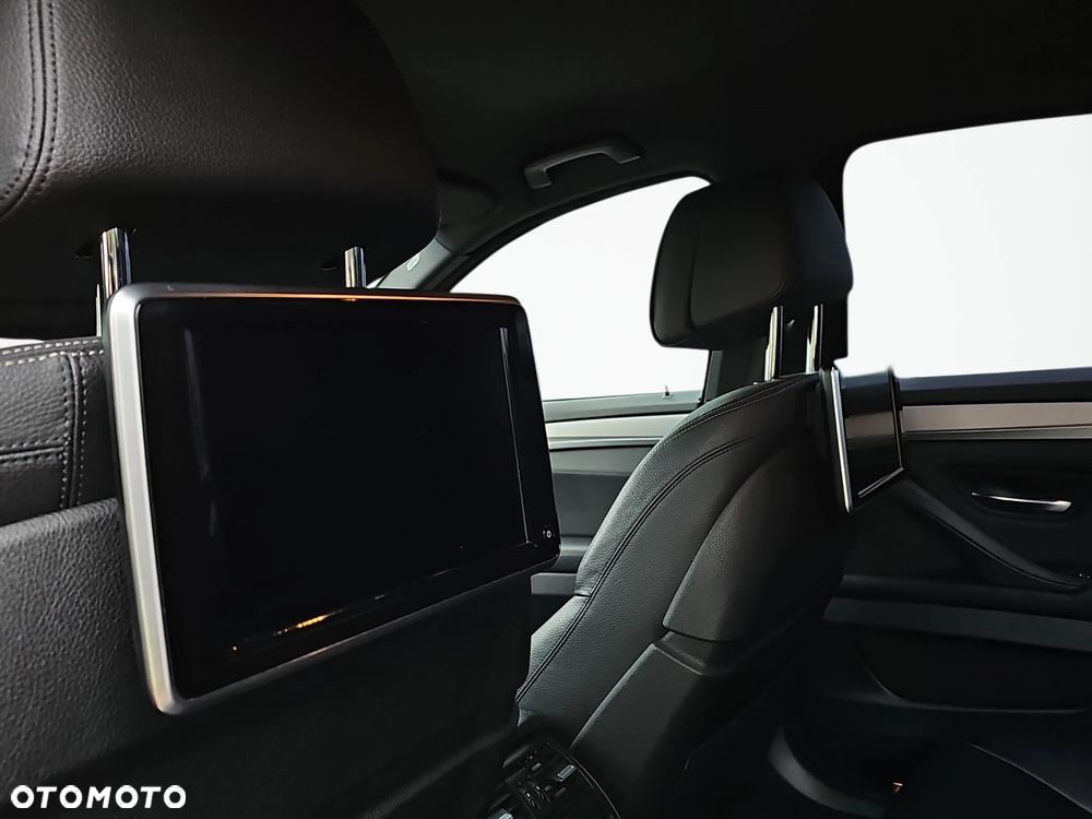 BMW Seria 5 520d xDrive MHEV Luxury Line - 26