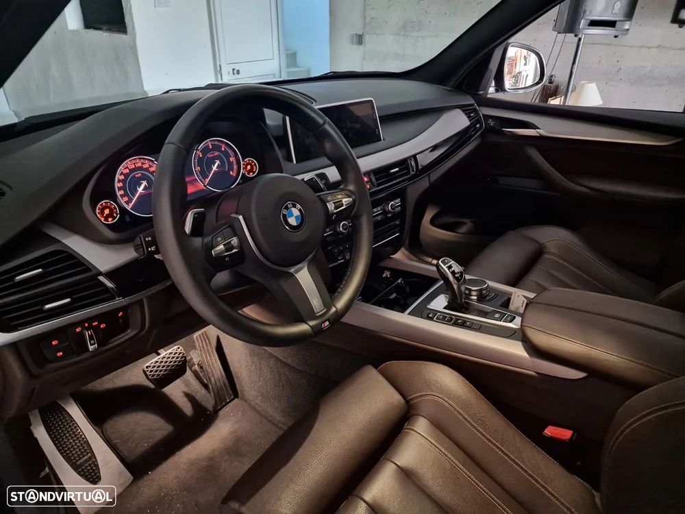 BMW X5 25 d sDrive Comfort 7L - 4