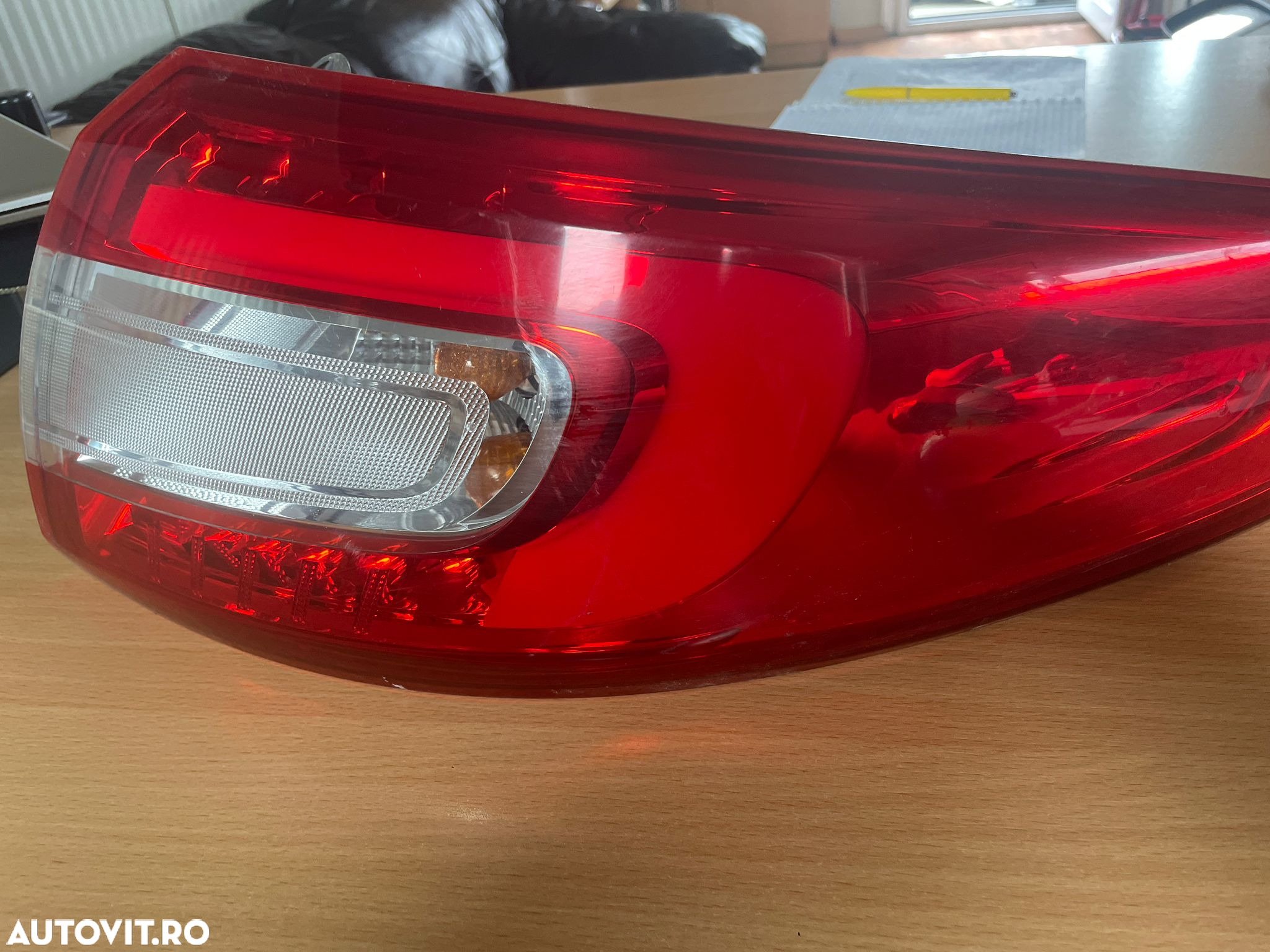 Stop lampa tripla dreapta Renault Fluence facelift  265507871R - 2