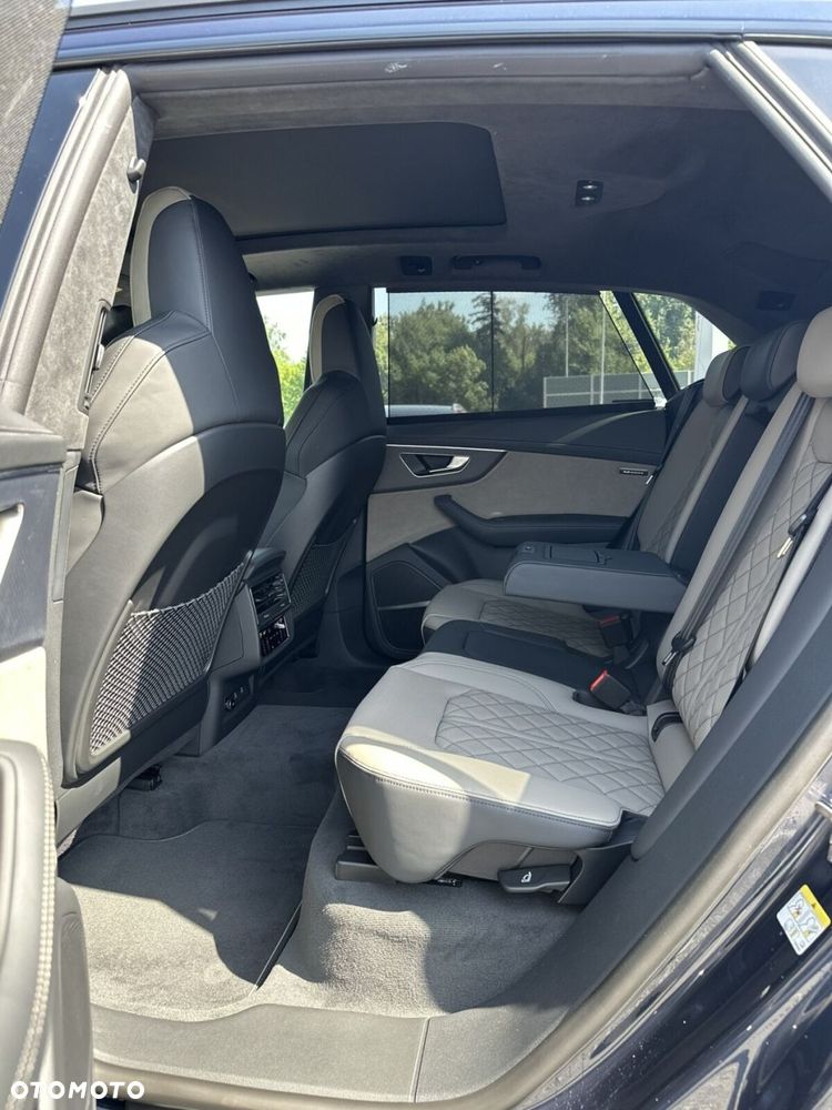 Audi SQ8 - 23
