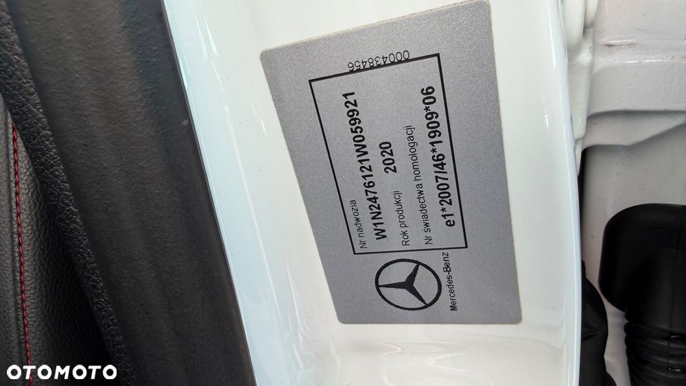 Mercedes-Benz GLB 200 d Edition 1 8G-DCT - 14