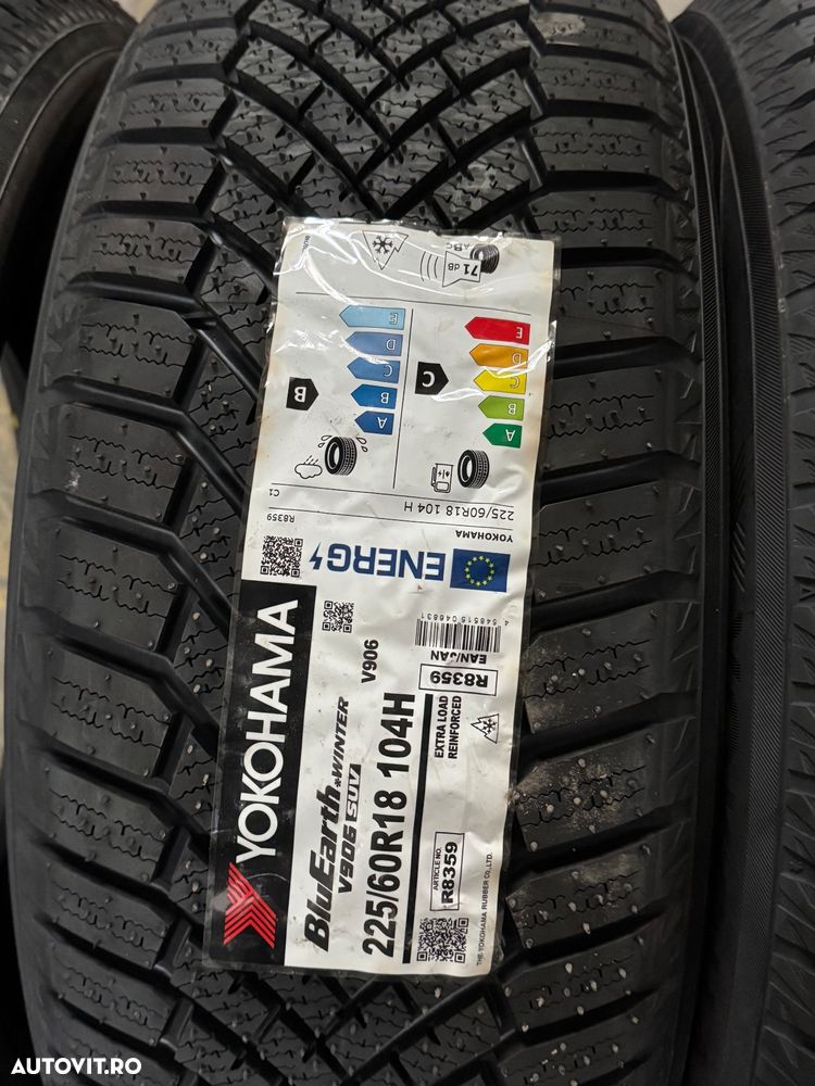 Vând 4 anvelope 225/60/18 Yokohama de iarnă noi - 2