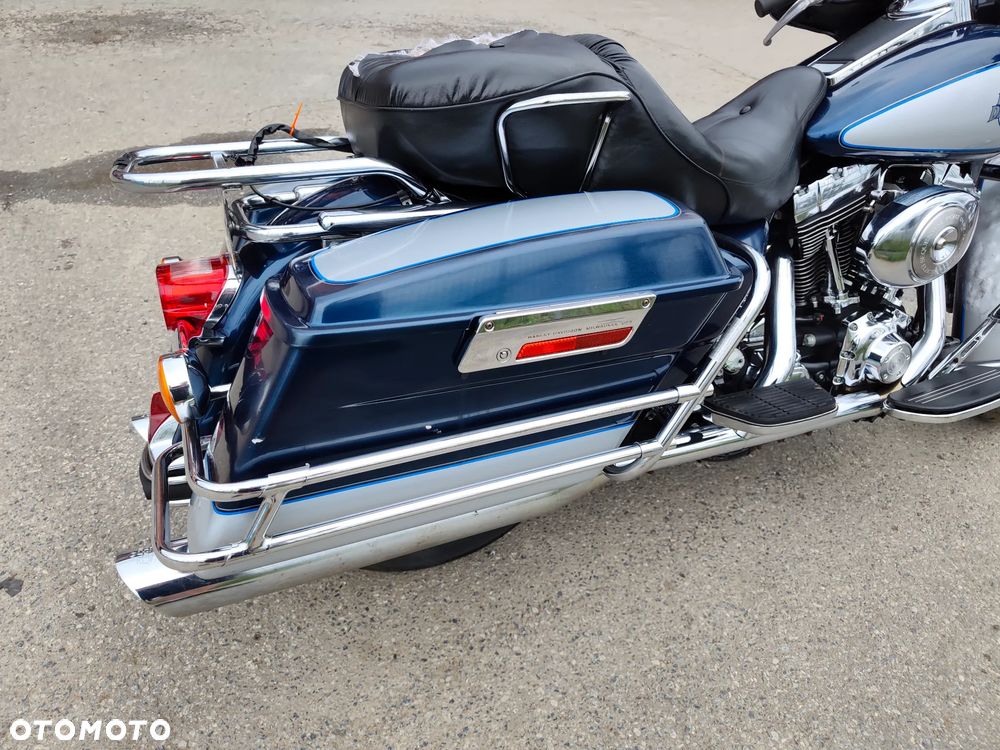 Harley-Davidson FLHT Electra Glide Standard - 35