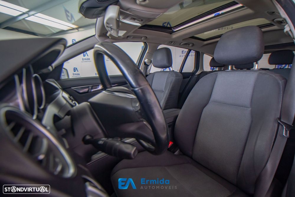 Mercedes-Benz C 220 CDi Avantgarde BlueEfficiency - 24