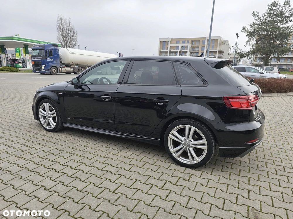 Audi A3 Sportback - 13