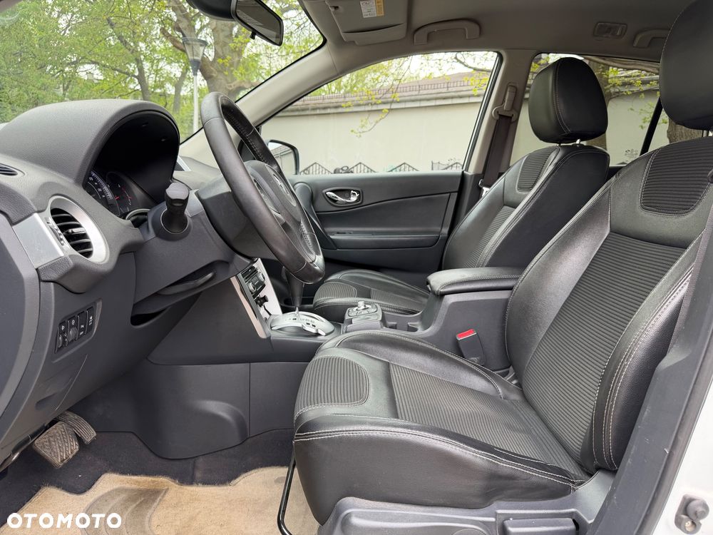 Renault Koleos 2.0 dCi 4x4 Limited - 8
