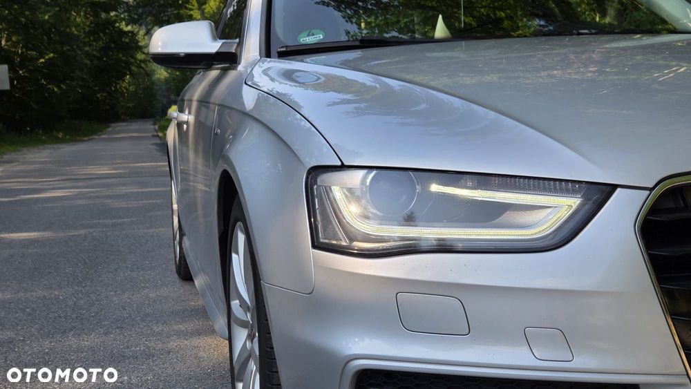Audi A4 Limousine 2.0 TDI DPF quattro S line Sportpaket - 23