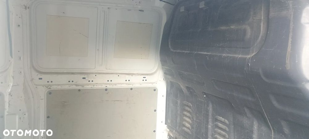 Mercedes-Benz Vito 447 - 18