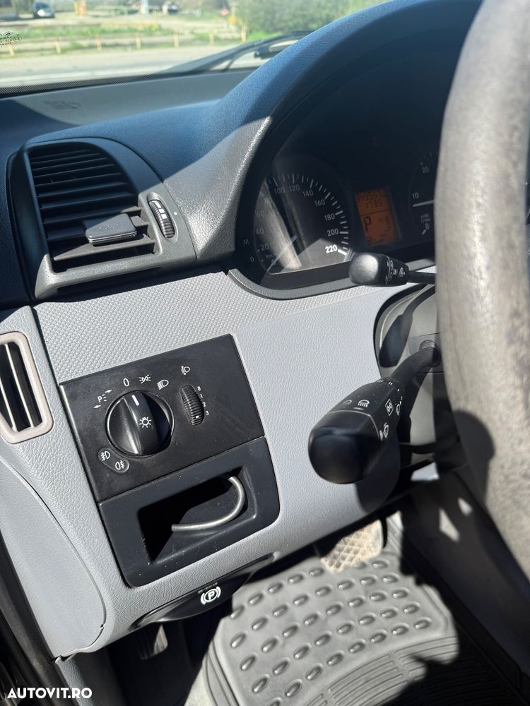 Mercedes-Benz Vito - 8