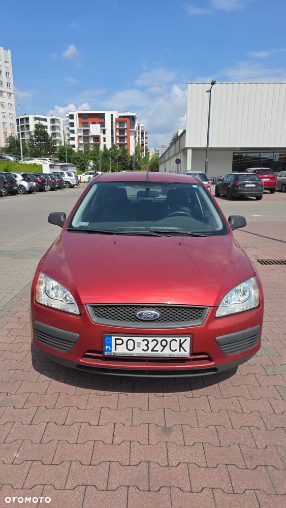 Ford Focus 1.6 Ambiente - 8