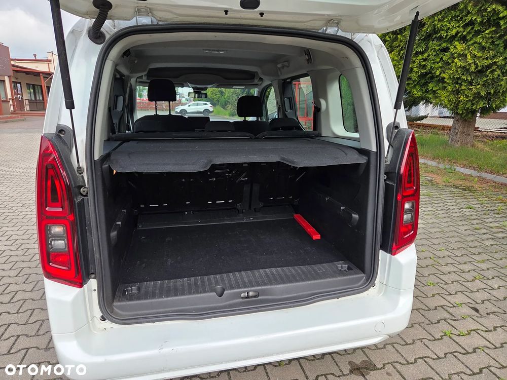 Toyota Proace City Verso 1.2 D-4T Business - 9