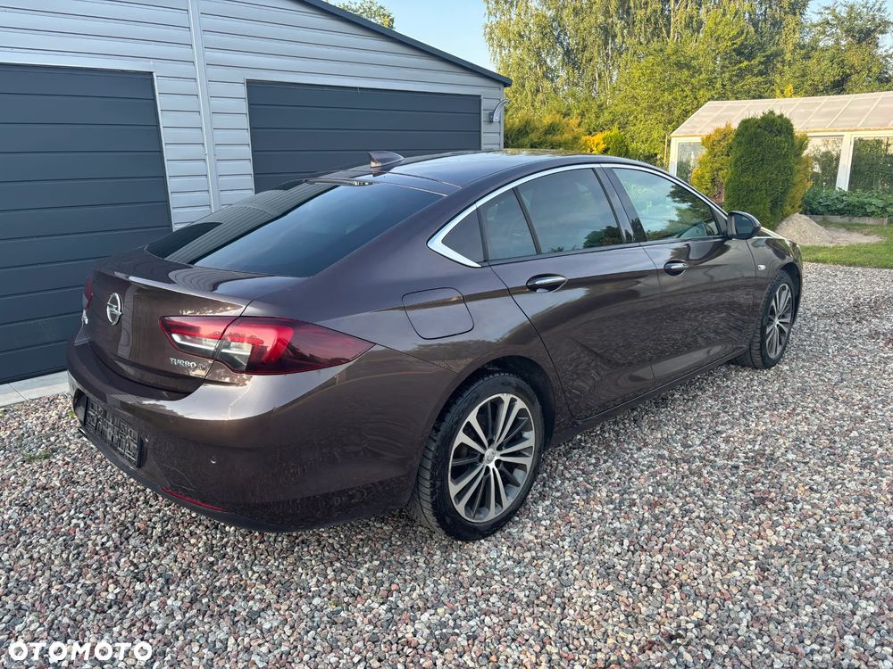 Opel Insignia - 8