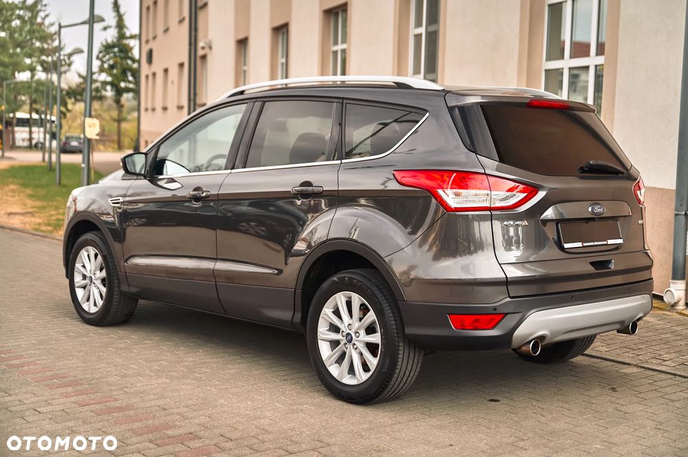 Ford Kuga 1.6 EcoBoost 2x4 Titanium - 8
