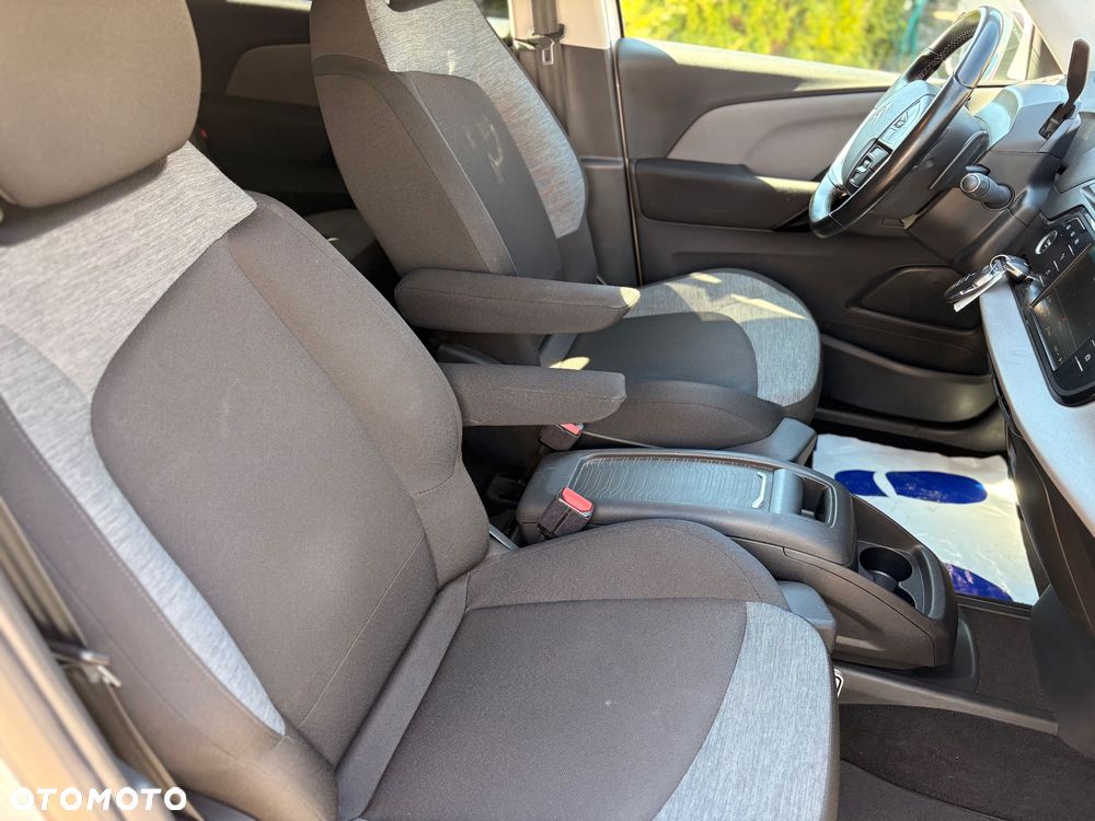 Citroën C4 SpaceTourer 1.2 PureTech Shine S&S EAT8 - 23