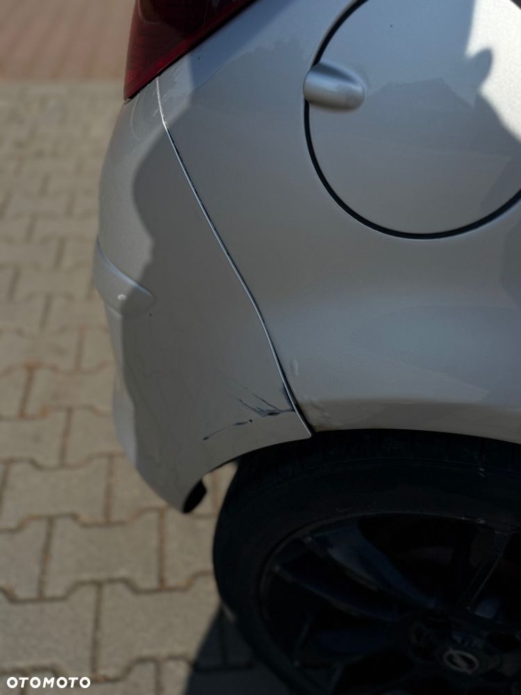 Opel Corsa - 25