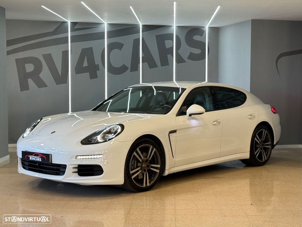 Porsche Panamera 3.0 V6 - 1
