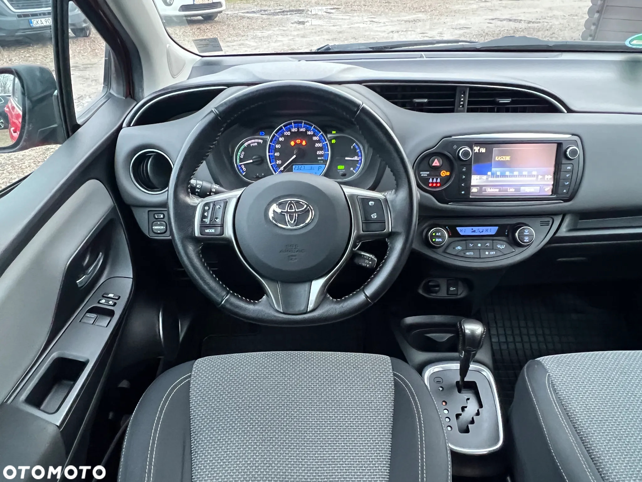Toyota Yaris - 18