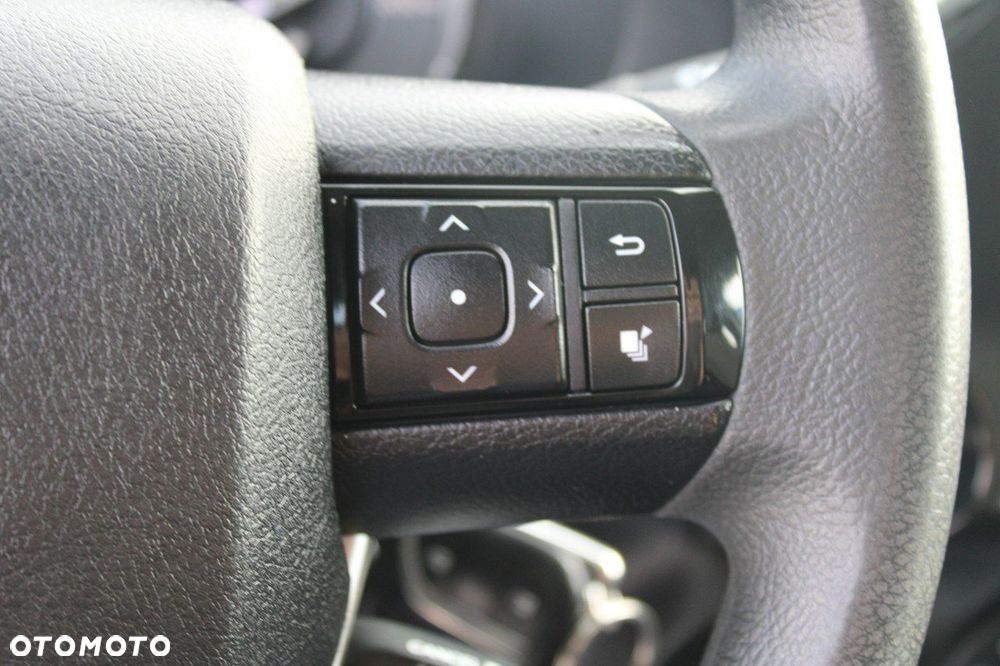 Toyota Hilux - 21