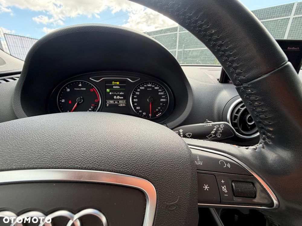 Audi A3 Sportback 1.6 TDI (clean diesel) S tronic Attraction - 19