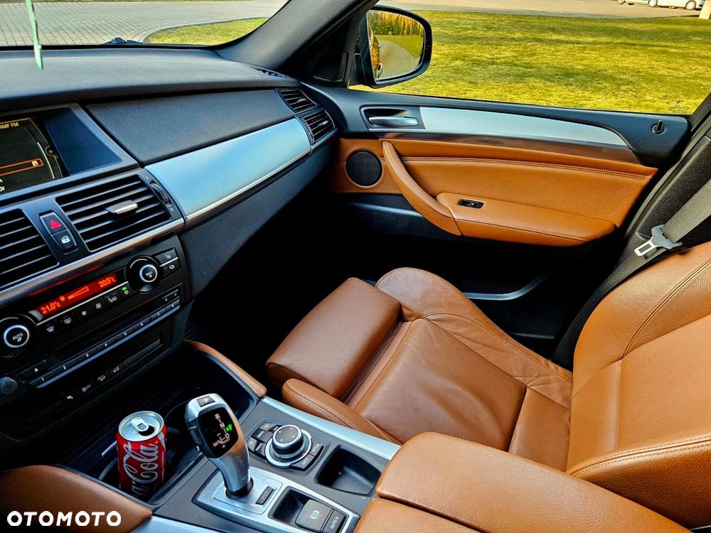 BMW X6 - 31