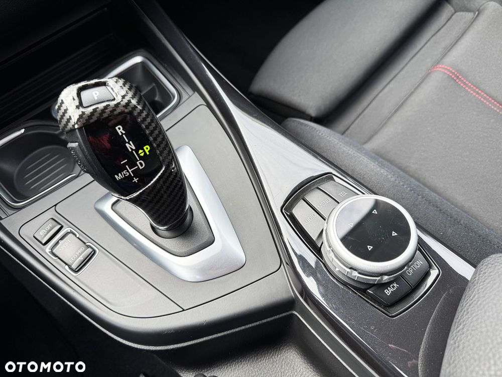 BMW Seria 1 116i Sport Line - 28
