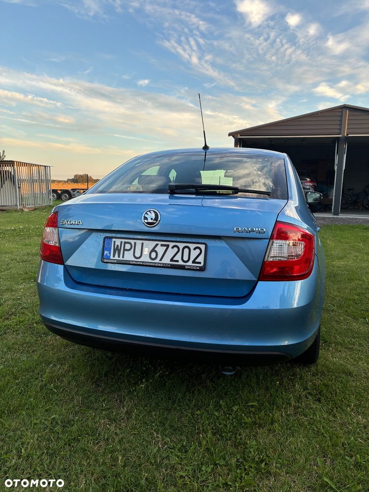 Skoda RAPID 1.2 TSI Ambition - 10