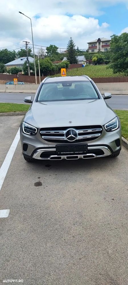 Mercedes-Benz GLC 220 d 4Matic 9G-TRONIC - 3