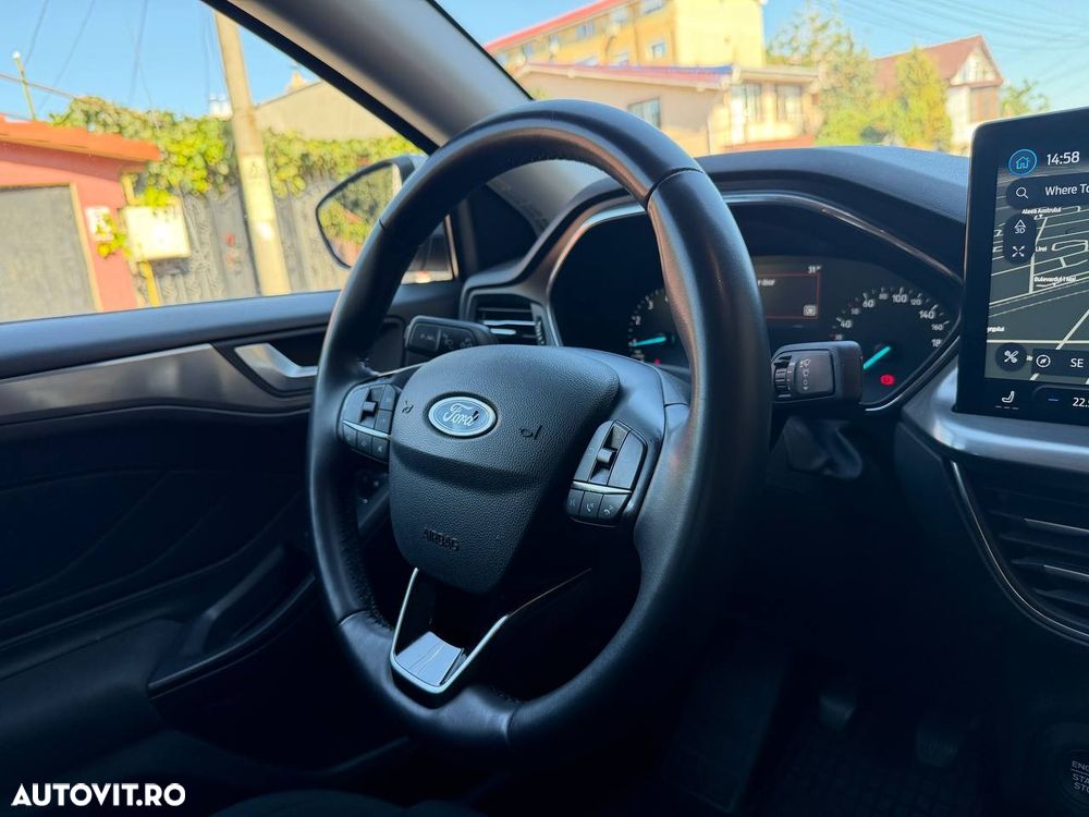 Ford Focus 1.0 EcoBoost Titanium - 13