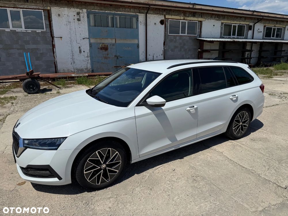 Skoda Octavia 2.0 TDI Ambition DSG - 1