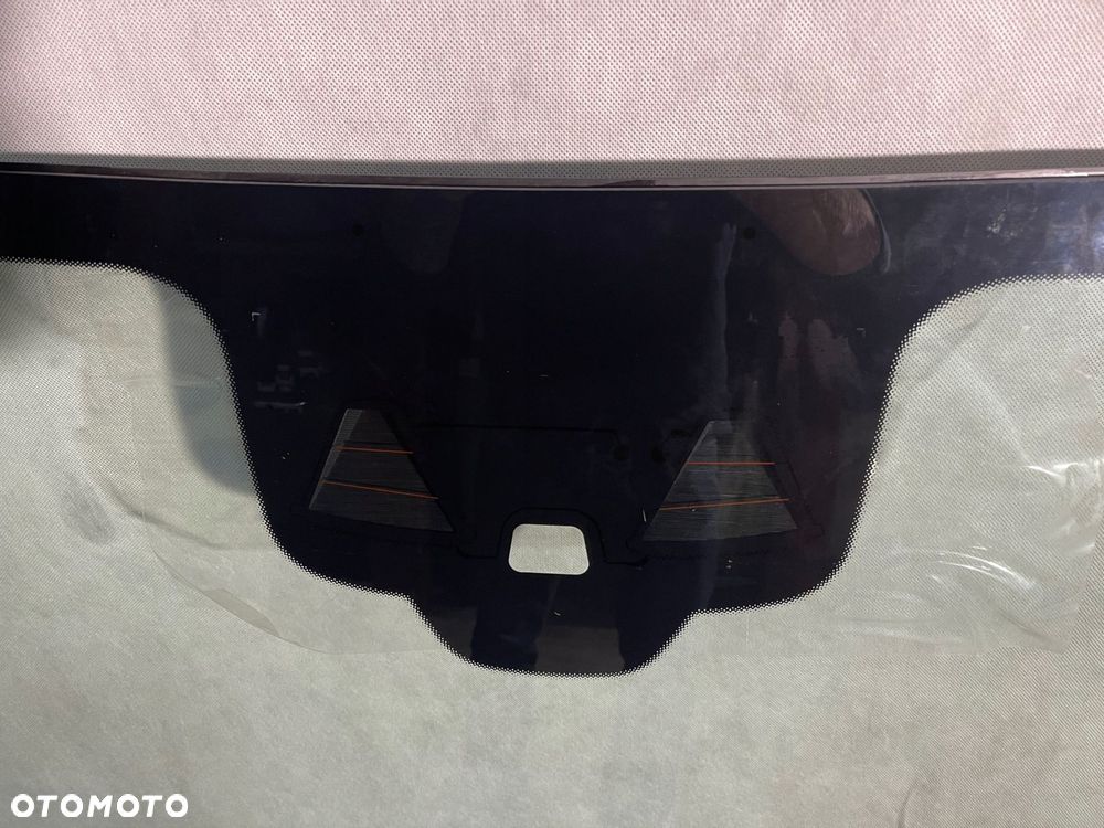 szyba przednia czołowa mercedes e w213 sedan hud po 2016- - 2