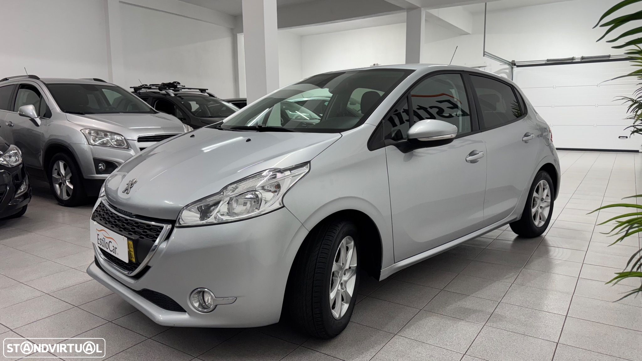 Peugeot 208 1.2 VTi Allure - 13
