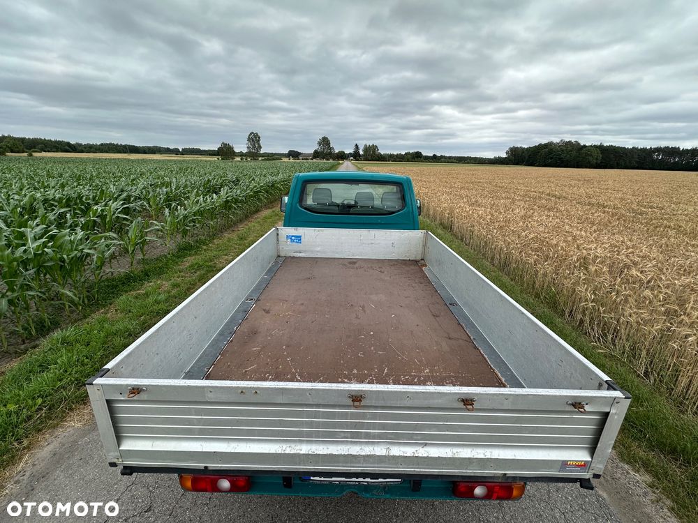 Volkswagen Transporter - 18