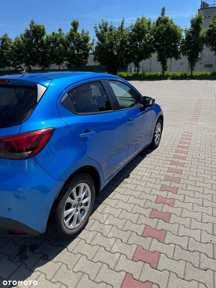 Mazda 2 - 3