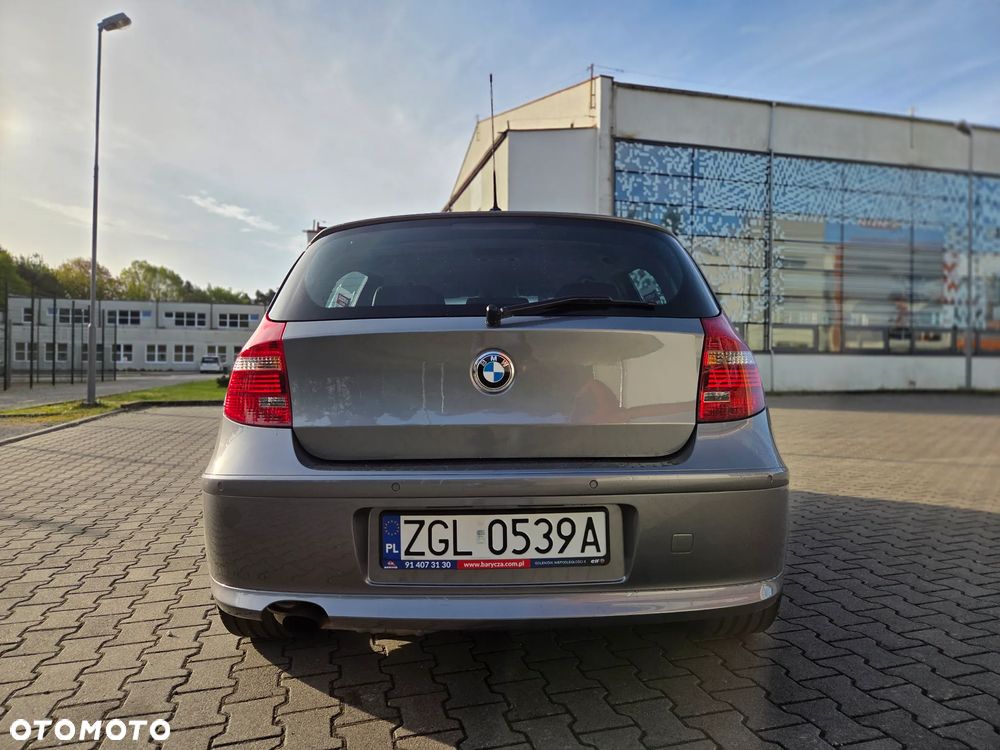 BMW Seria 1 118i Edition Sport - 12